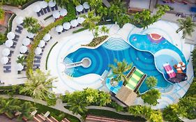 Courtyard By Marriott Phuket, Patong Beach Resort